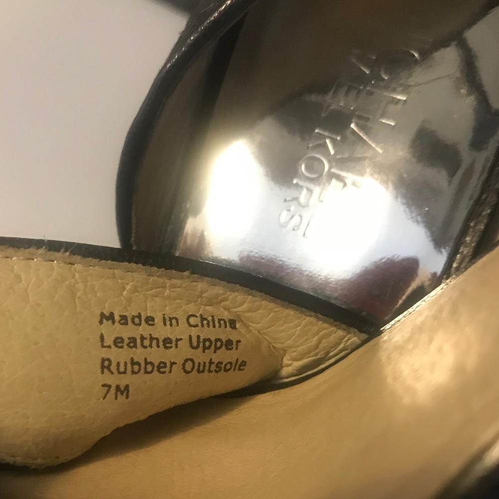 Michael Kors Sandals - Picture 7 of 7
